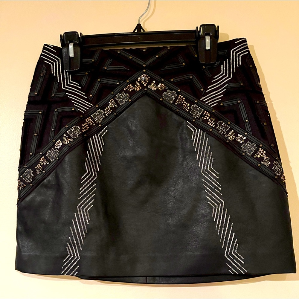 BCBGMaxAzria  BLACK BEADED  FAUX LEATHER SKIRT